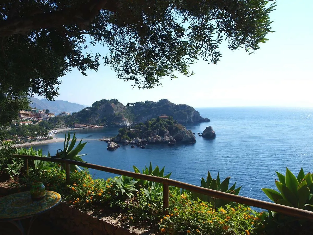 Villa Suk Taormina Italy