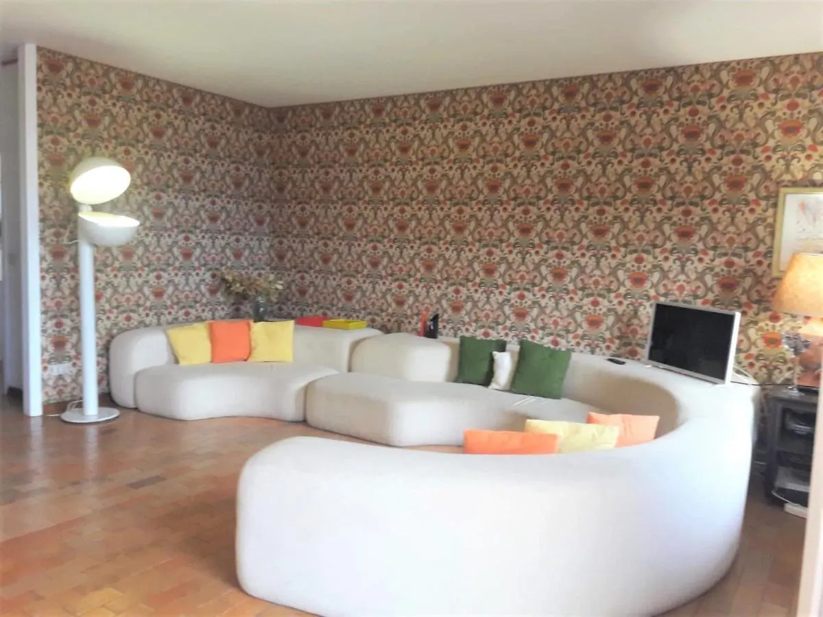 Villa Suk تاورمينا